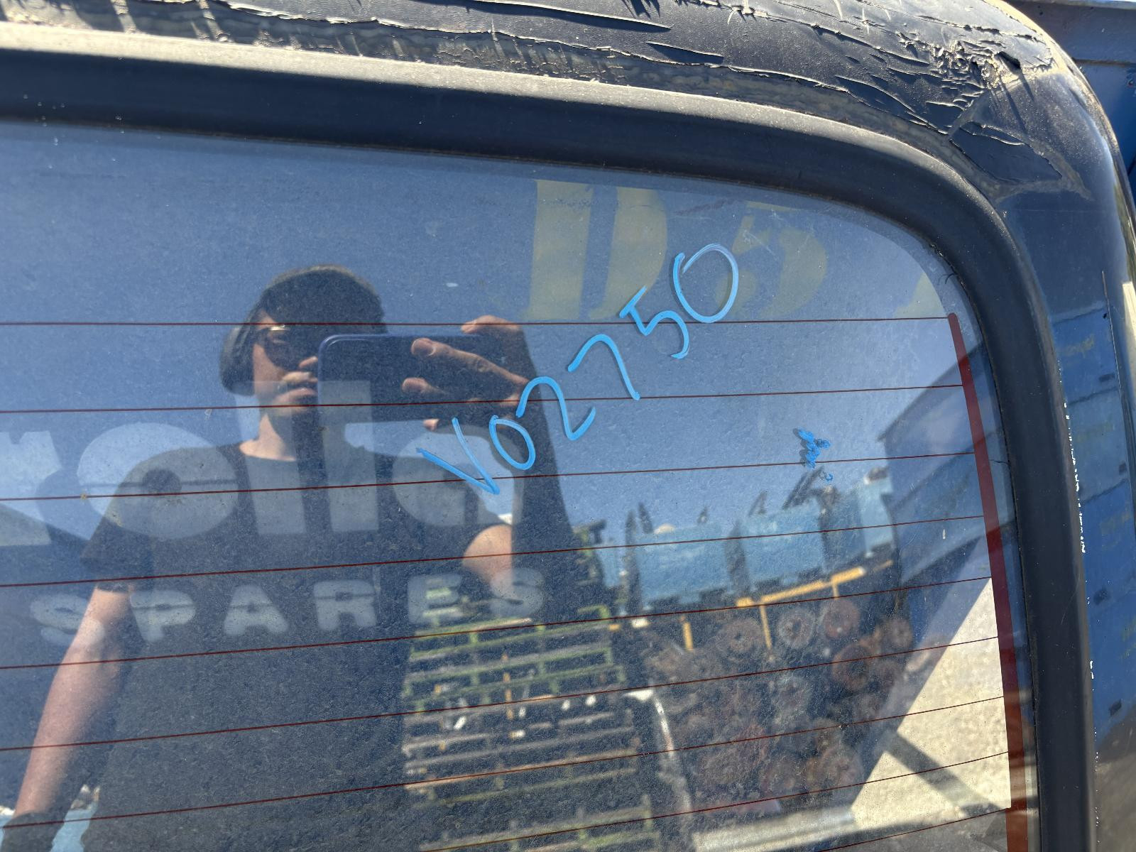 Toyota Hiace Tail Gate RZH 11/1989-12/2004 - thumbnail 5