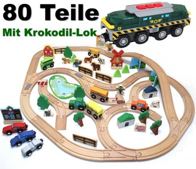 Holz Eisenbahn Kinder Set Zubehör mit Elok grün batteriebetrieben Lok elektrisch
