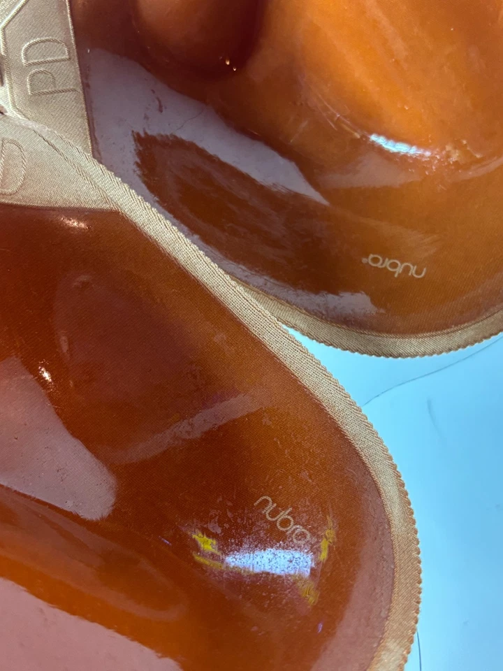 НОВЫЙ бесшовный клейкий бюстгальтер Nubra Airy без спинки с открытой спиной желтовато-коричневый размер D - Изображение 3 из 4