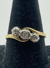 18ct Gold & Platinum Set Diamond Trilogy Ring - Size N - 2.9g - Vintage
