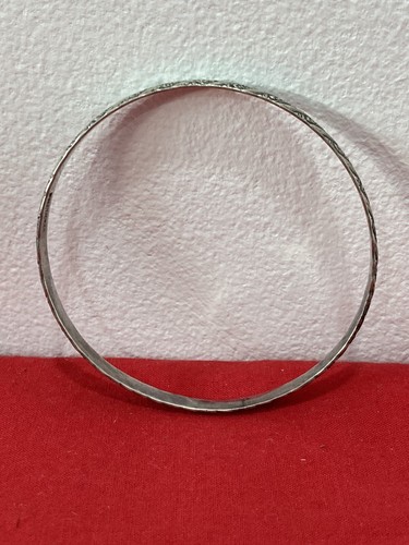 Vintage DANECRAFT SIGNED 925 Sterling Silver Repousse Pattern Bangle BRACELET 8" - Picture 9 of 10