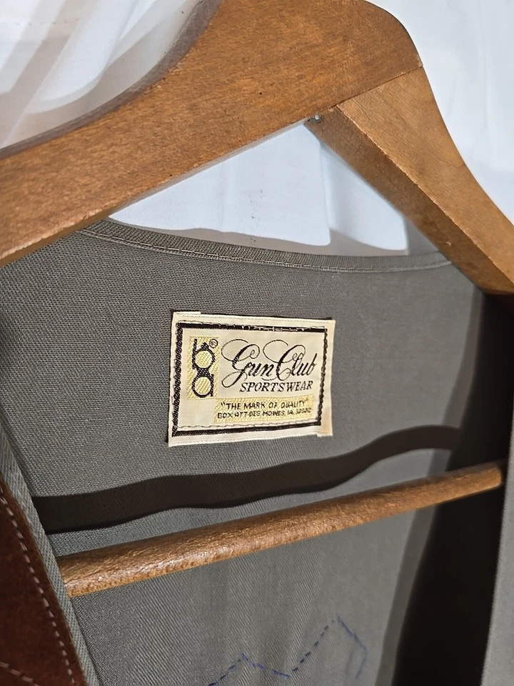 Gun Club Sportswear VINTAGE MEN'S M/l BEIGE FABRIC LEATHER SHOOTING VEST - Image 4 of 4