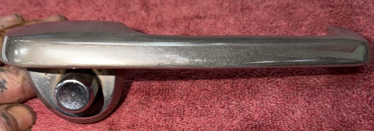 TRQ Maniglia Interna Cromata Lato Guidatore Per Ford Bronco 1978-79 E F-Series 1973-79 – Ricambio OE