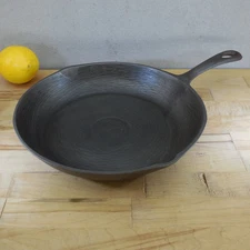 BSR Birmingham Stove & Range CHEF-10 Cast Iron Skillet - Wobble