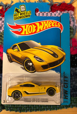 Hot Wheels Ferrari 599 GTB Fiorano HW City 1:64 Yellow/Black Diecast Unopened
