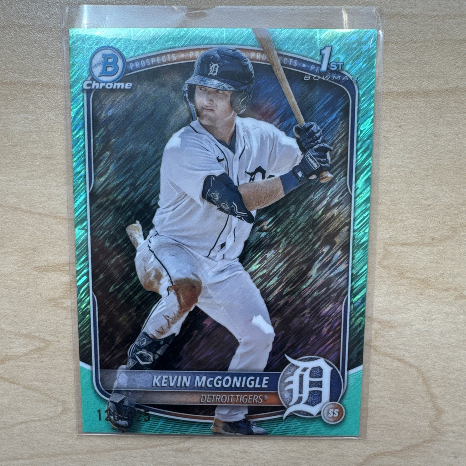 2025 Bowman Kevin McGonigle Chrome Aqua Shimmer 1st Prospect #/125 Tigers