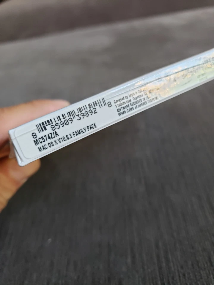 Apple Mac OS X v.10.6 Snow Leopard for Intel-Based Mac (MC223Z/A) New Sealed! - Image 4 of 4