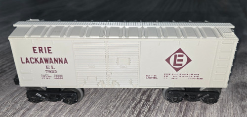 De colección Lionel Erie Lackawanna EL 7925 Calibre O Tren Caja Coche Carga Doble Puerta | Condition: Used