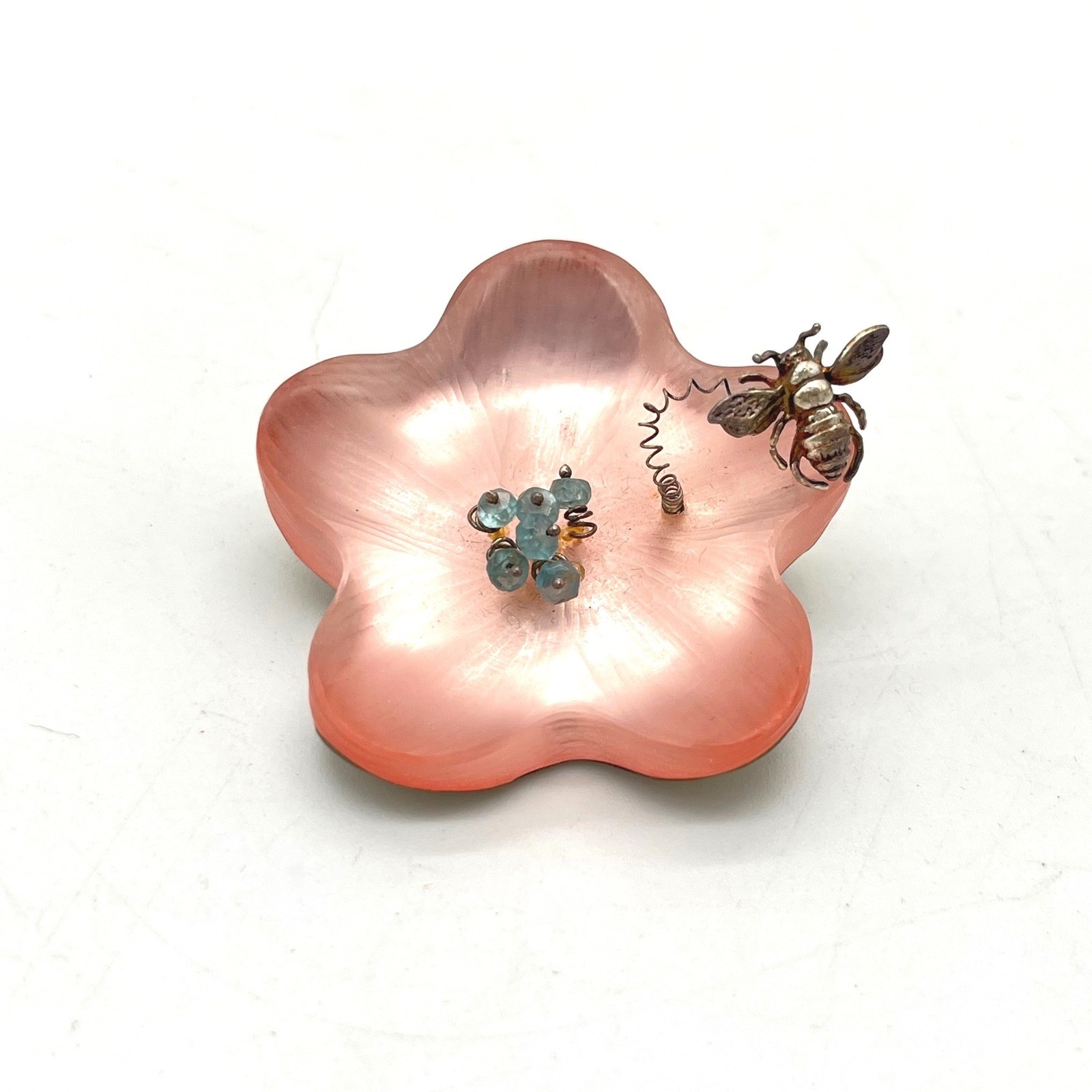 Rare Alexis Bittar Pink Lucite Flower Bee Brooch Pin Designer Jewelry ...