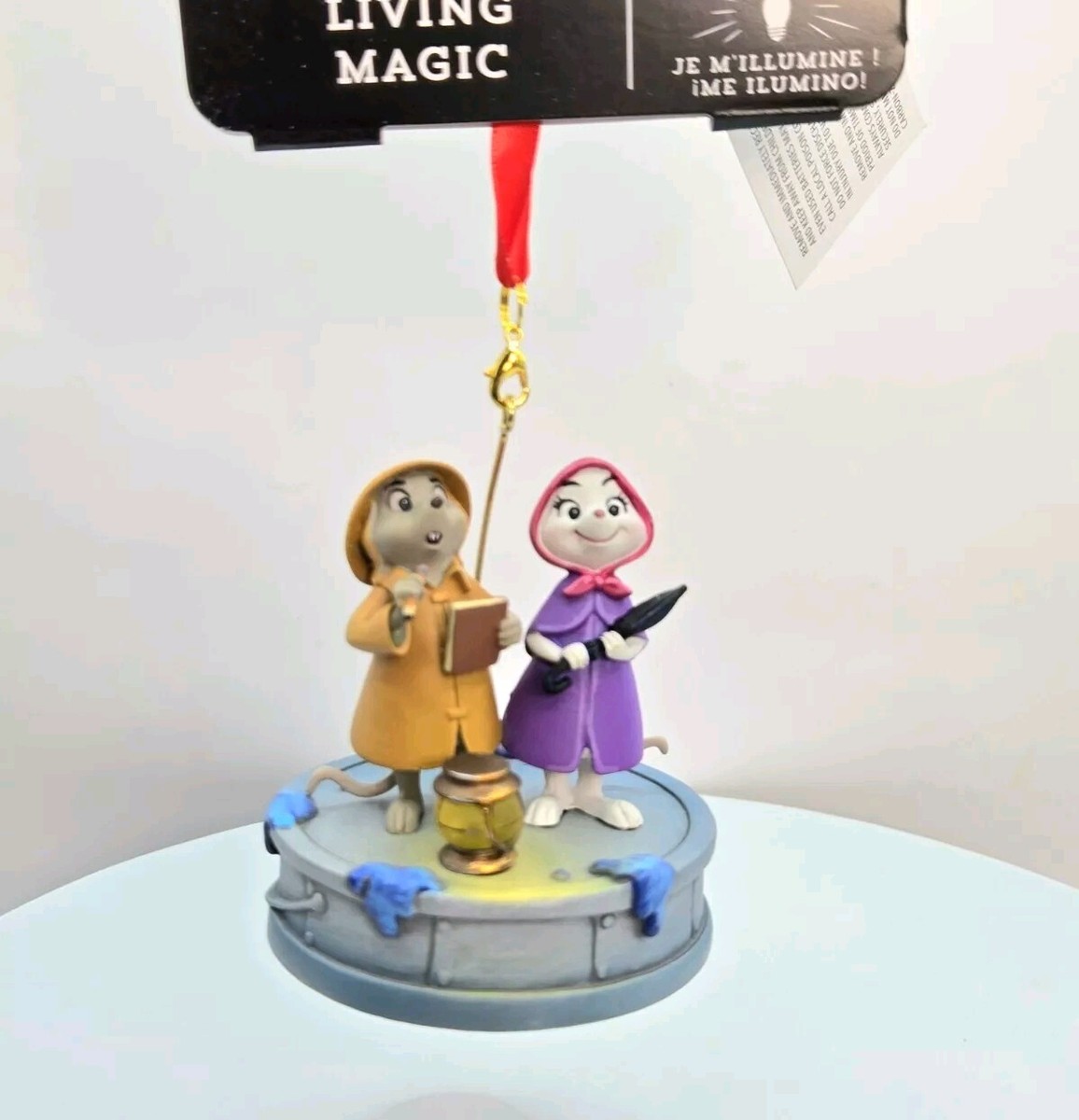 Disney The Rescuers Bernard & Miss Bianca Light-up Sketchbook