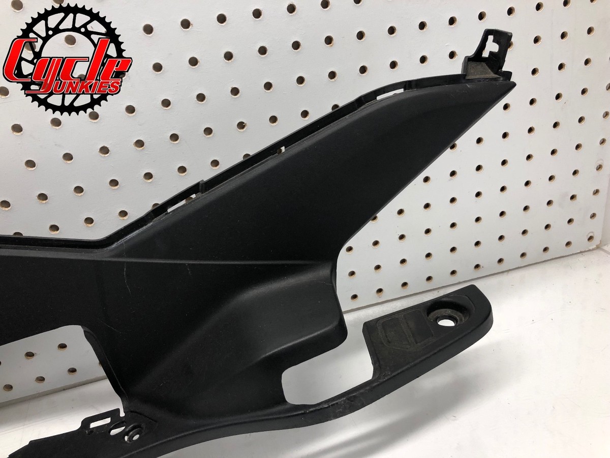 パーツ pcx125 14 - 18 HONDA PCX 125 PCX125 OEM LEFT SIDE FOOTBOARD COVER COWL
