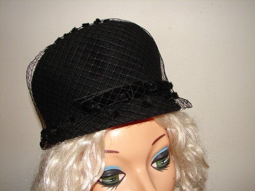 Vintage Rare Turquoise Hat Wig Box Cases See Through Storage Lot with Hats! - Picture 11 of 21