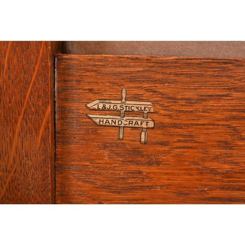 L. & J. G. Stickley Antique Mission Oak Arts & Crafts Armchair, Circa 1900 - Picture 10 of 10