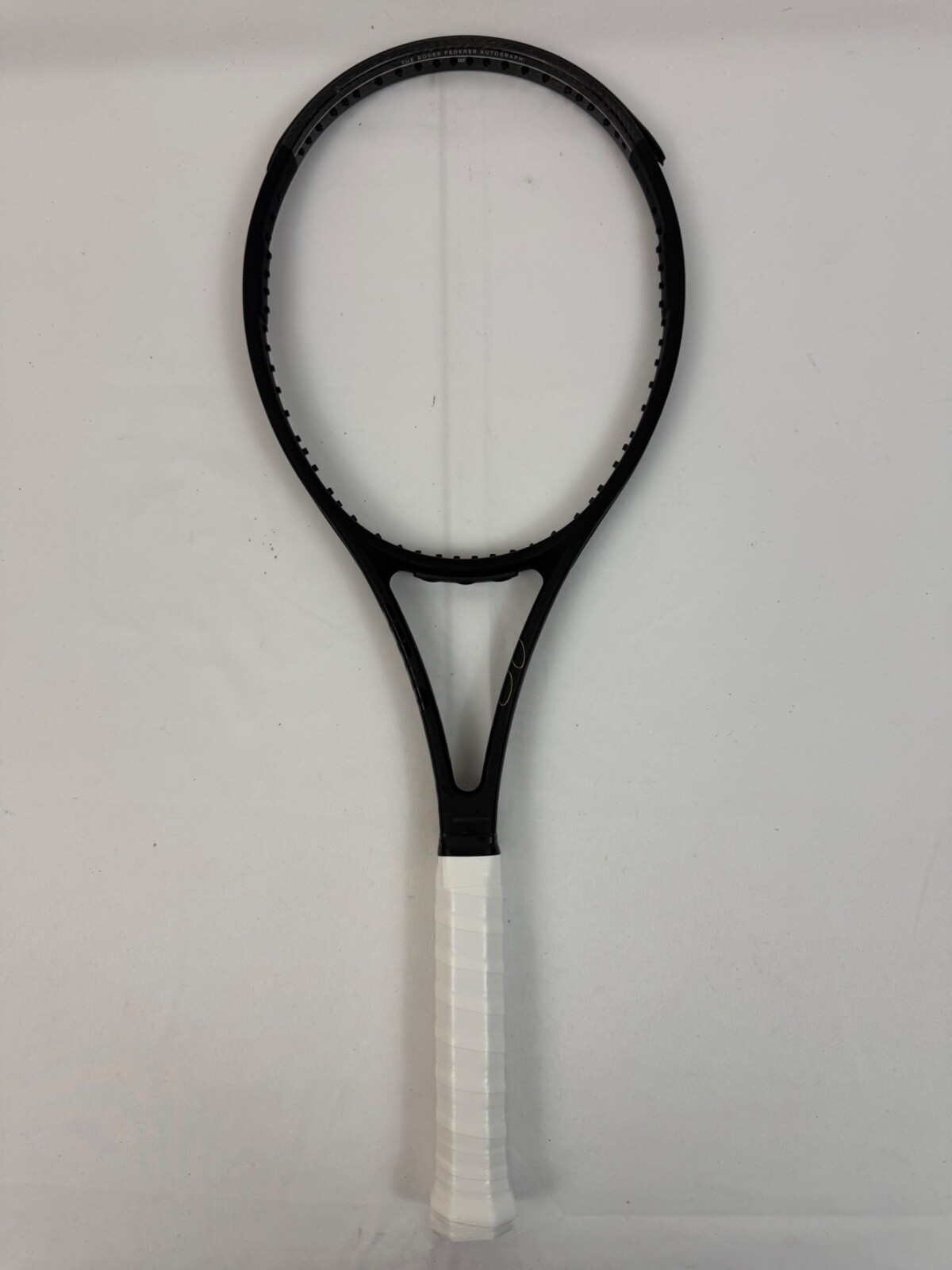 Wilson Pro Staff RF97 V13 Black, 4 3/8 Excellent 9/10