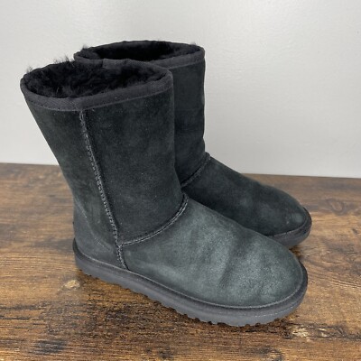 UGGオーストラリア・CLASSIC SHORT 5825 w/BLK ムートンブーツ アグ