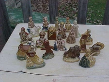 22 Wade Red Rose Tea Nursery Rhyme Figurines Nice Lot