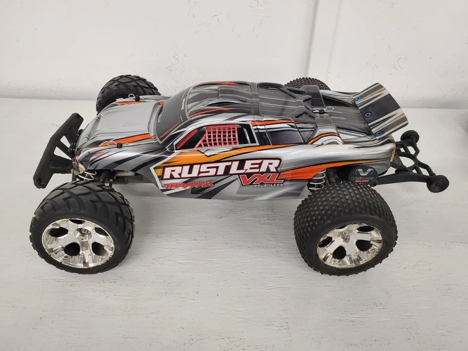 Traxxas Rustler with Velineon VXL-3s Brushless Tested Works RTR Minus Battery - Image 4 of 4