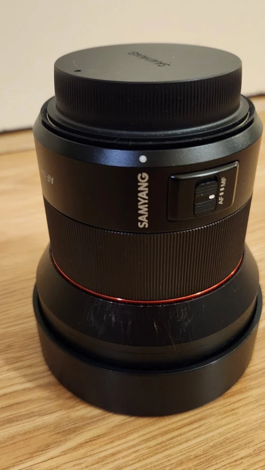 Samyang AF 14mm f2.8 EF For Canon, Both Caps & Pouch, Very Good Condition. - Image 4 of 4