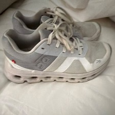 On Cloud Women  s Low Top Lace-Up Athletic Sneakers Gray/White Mesh Rubber Sole