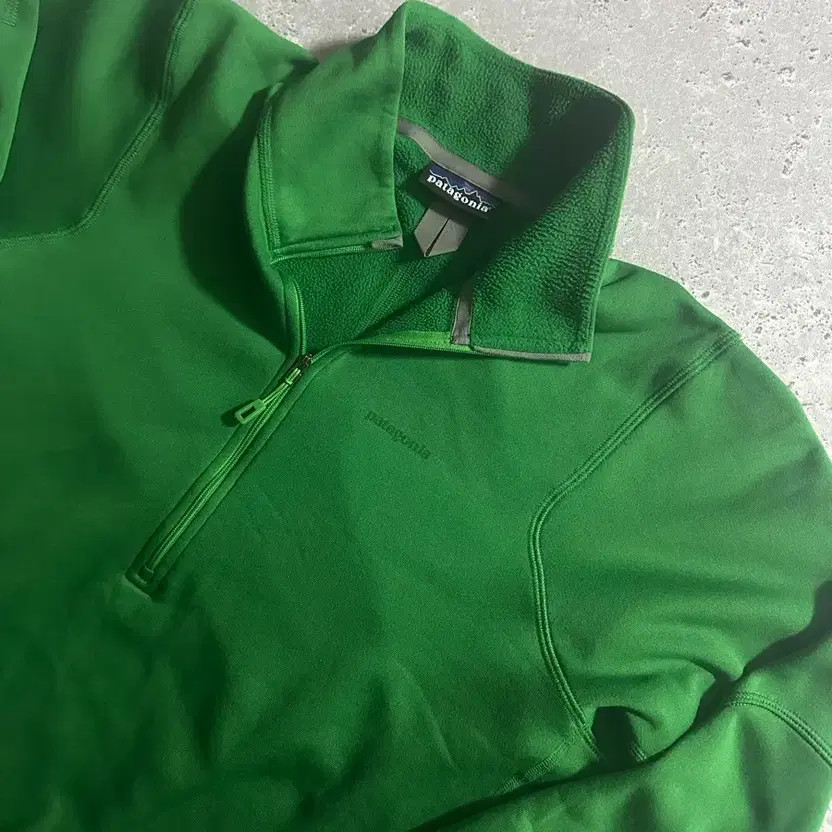 Patagonia Phiton Hybrid Quarter Zip Fleece - Rare Green, Excellent