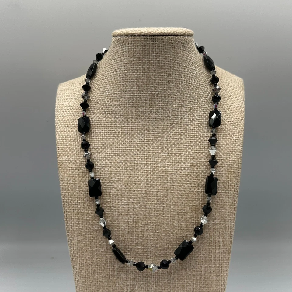 Black Glass Bead Necklace Faceted Multi Shape Silver Tone Elegant Glam 14.5" - Image 2 of 4