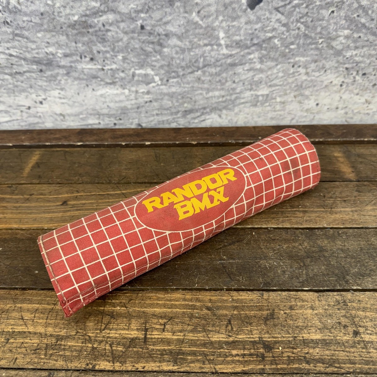Vintage Randor BMX Pad Red Grid Handlebar Frame Foam 80s Old
