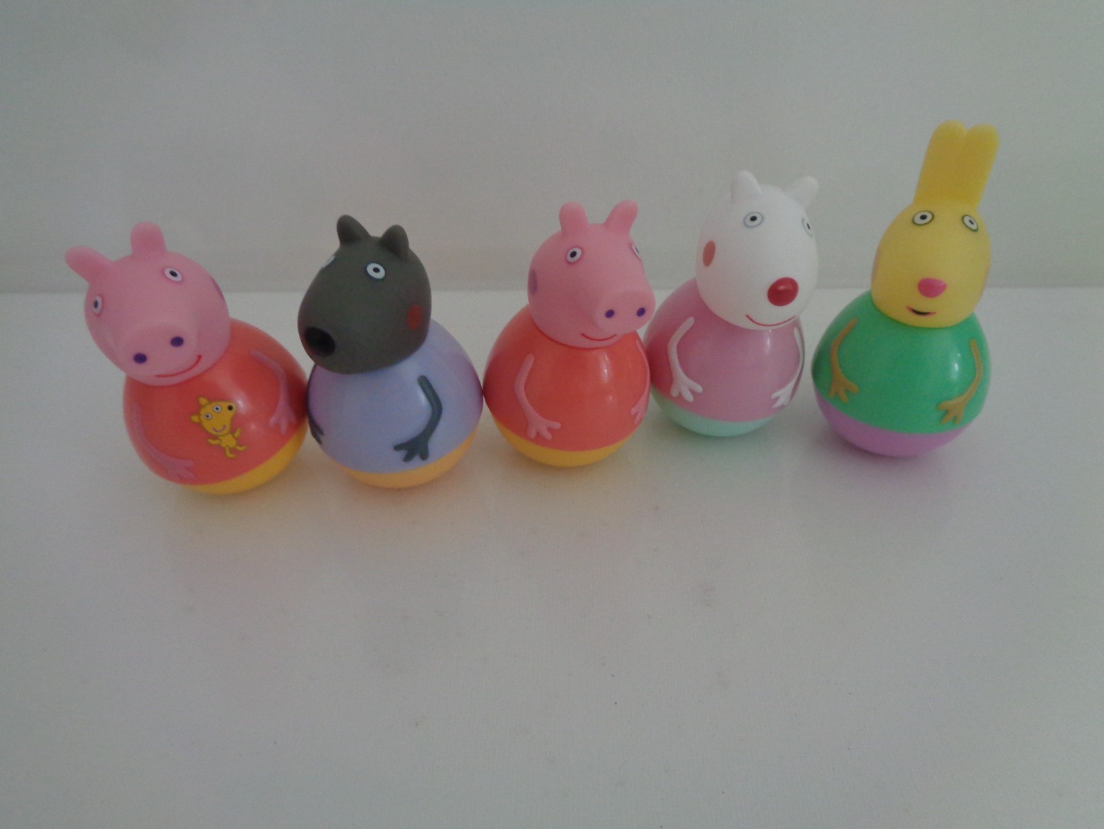 Peppa Pig Weebles x 5 Danny Dog Rebecca Rabbit Peppa & Suzie Sheep Figures