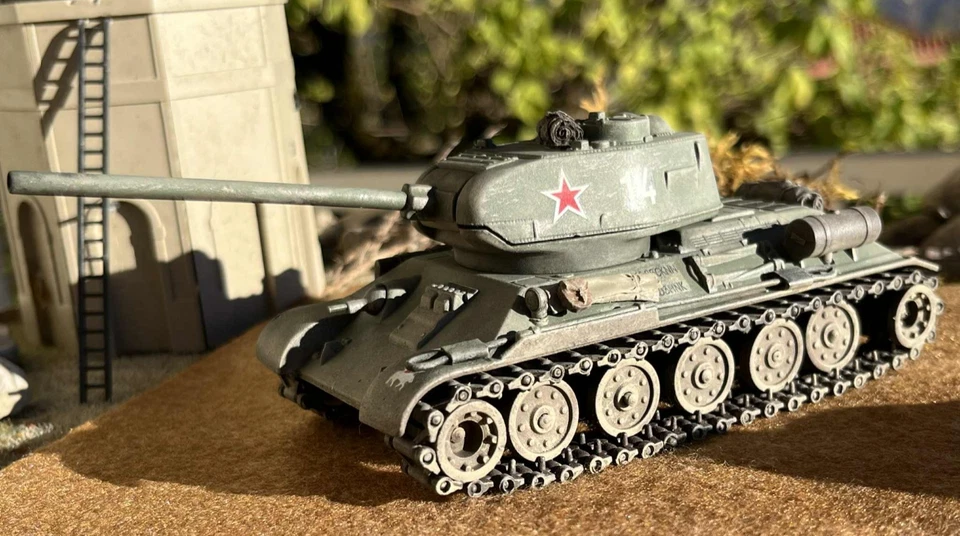 SOLIDO Militaire 1/50 Char Russe T34/85 Camouflage été 1944 PERSONNALISE - Photo 3/4