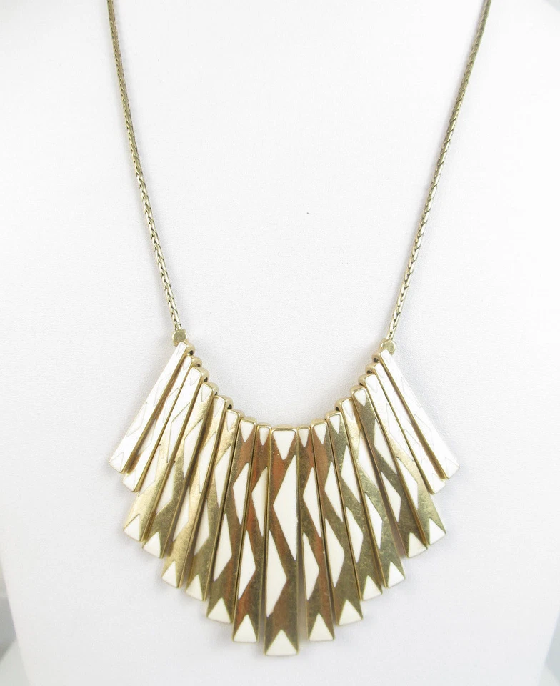 65 美元幸运品牌桨扇白色珐琅金色幻灯片项链,27 英寸长全新 — 第 4/4 张图片