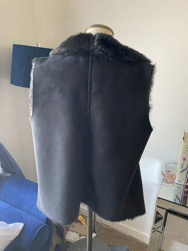 Womens Live a little Faux Fur Vest Black Size M - Picture 6 of 10