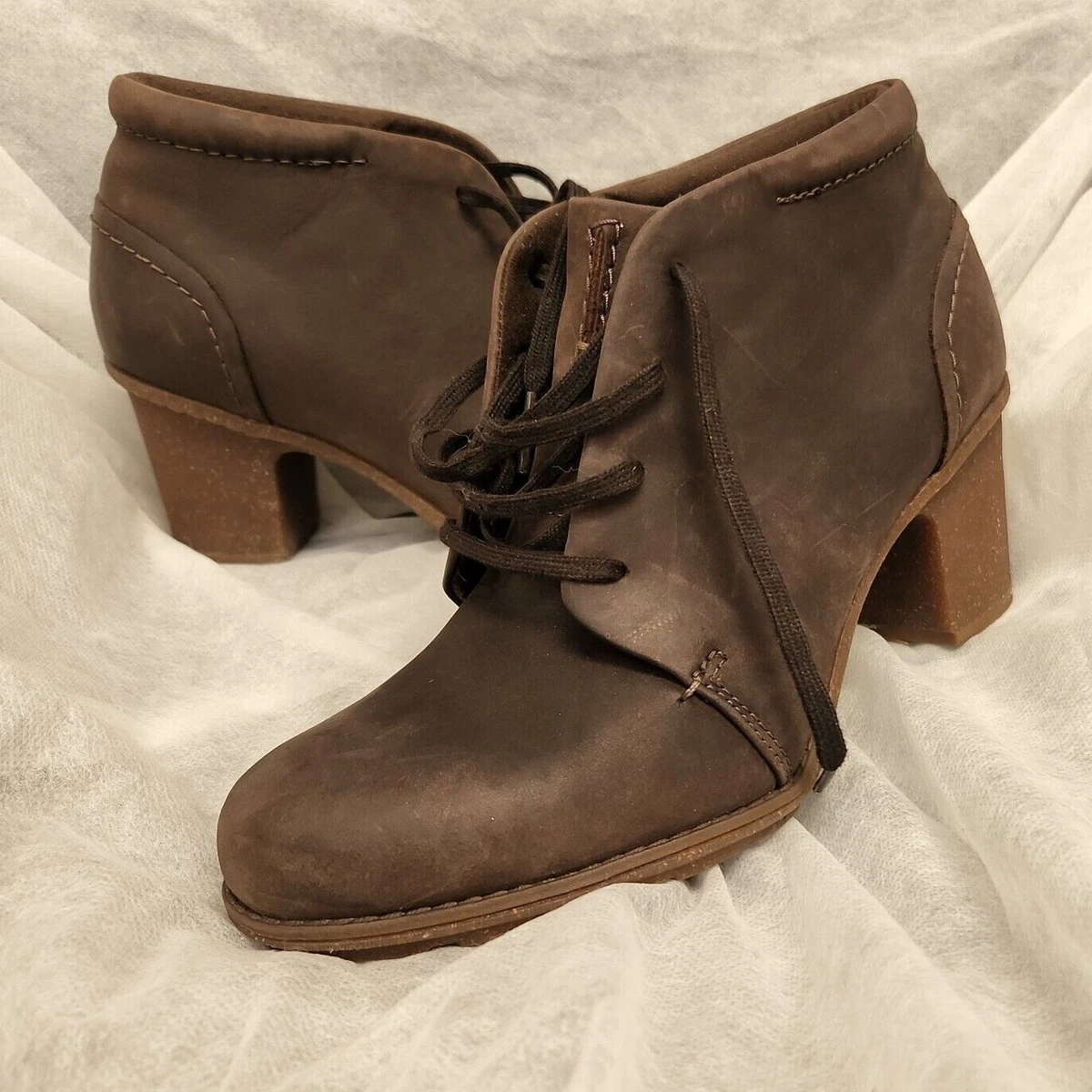 Clarks brown ankle boots top