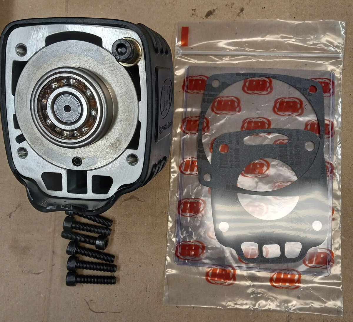INGERSOLL RAND 285B GENUINE AIR MOTOR WITH BOLTS & GASKETS 285B