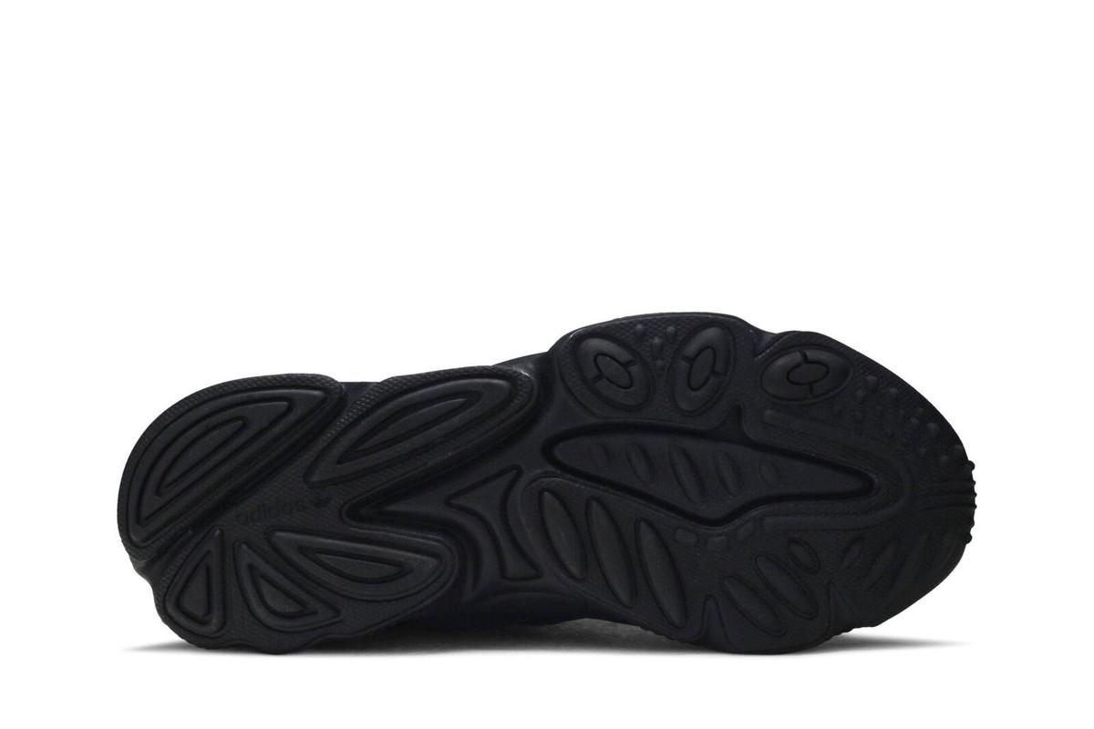 adidas Ozweego  display picture 2