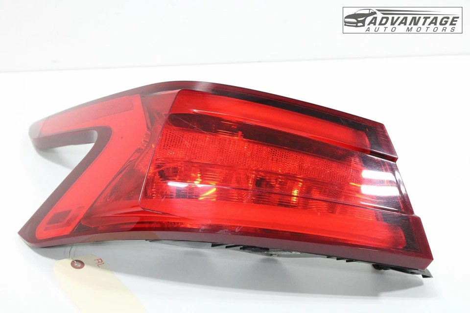 2016-2018 NISSAN MAXIMA ЗАДНИЙ ЛЕВАЯ СТОРОНА ВНЕШНИЙ ЧЕТВЕРТЬ ЗАДНЕГО ФОНАРЯ OEM - Изображение 3 из 4