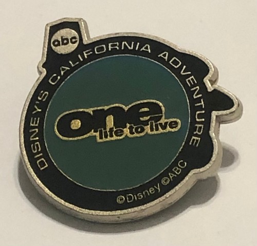 DISNEY DCA ~ CALIFORNIA ADVENTURE PIN ~ ONE LIFE TO LIVE ABC SOAP OPERA BISTRO - Bild 1 von 2