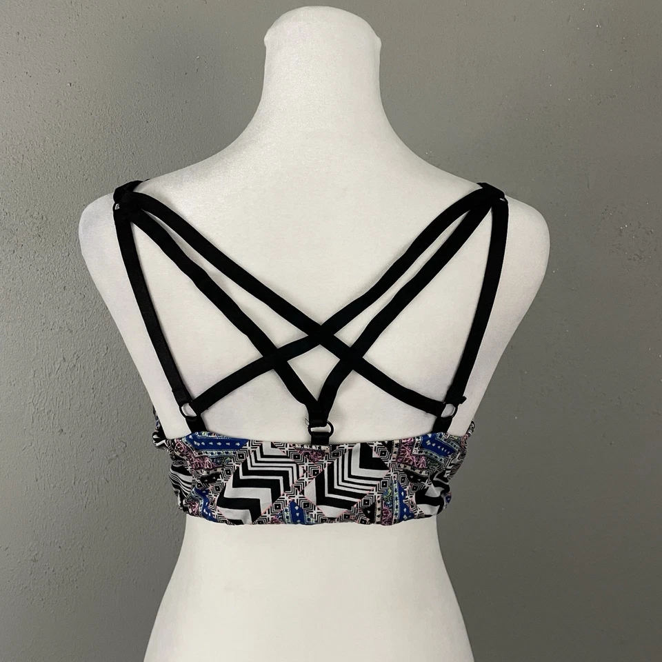 Sutiã Feminino Victoria's Secret 36C Muito Sexy Push-Up Front Close Underwire Strappy - Imagem 2 de 4