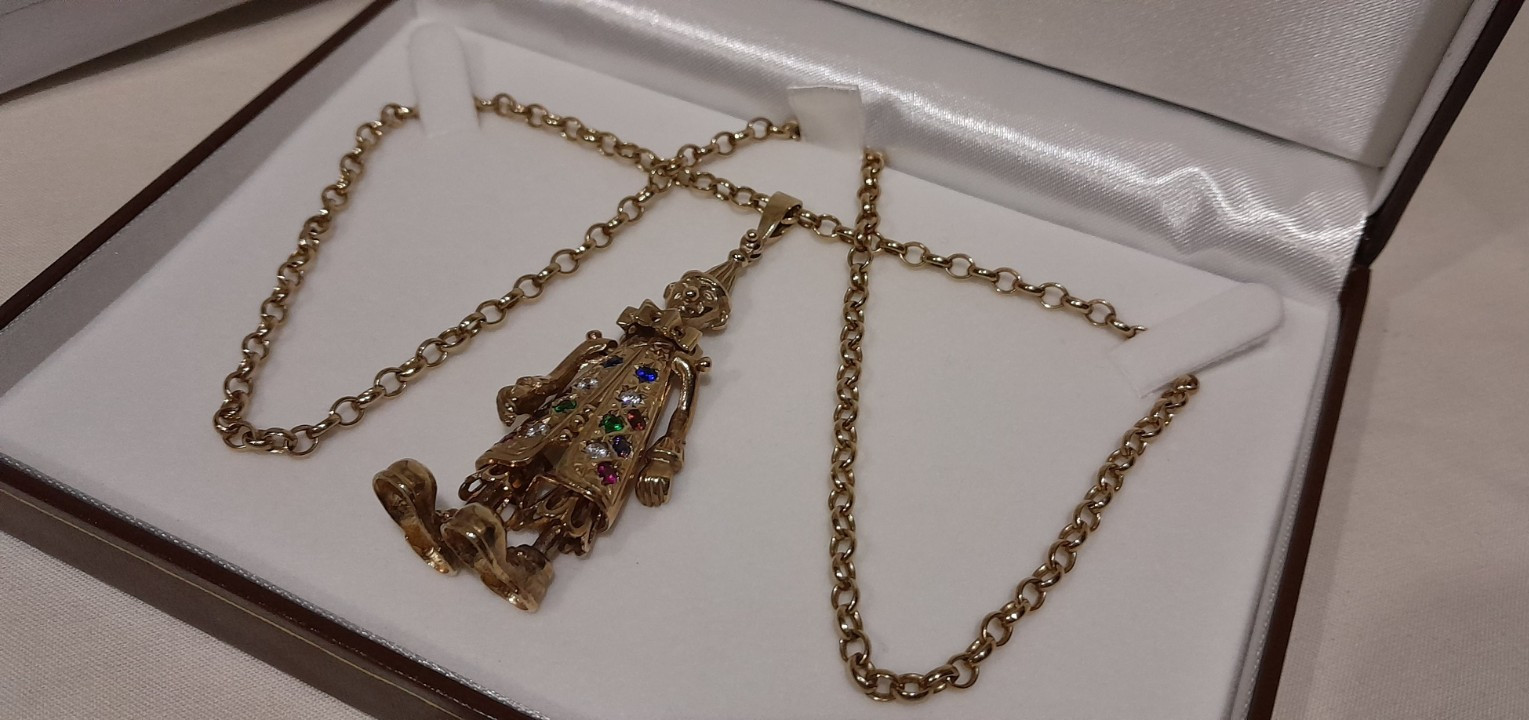 LARGE 9ct Yellow Solid Gold Articulated Movable C… - image 3