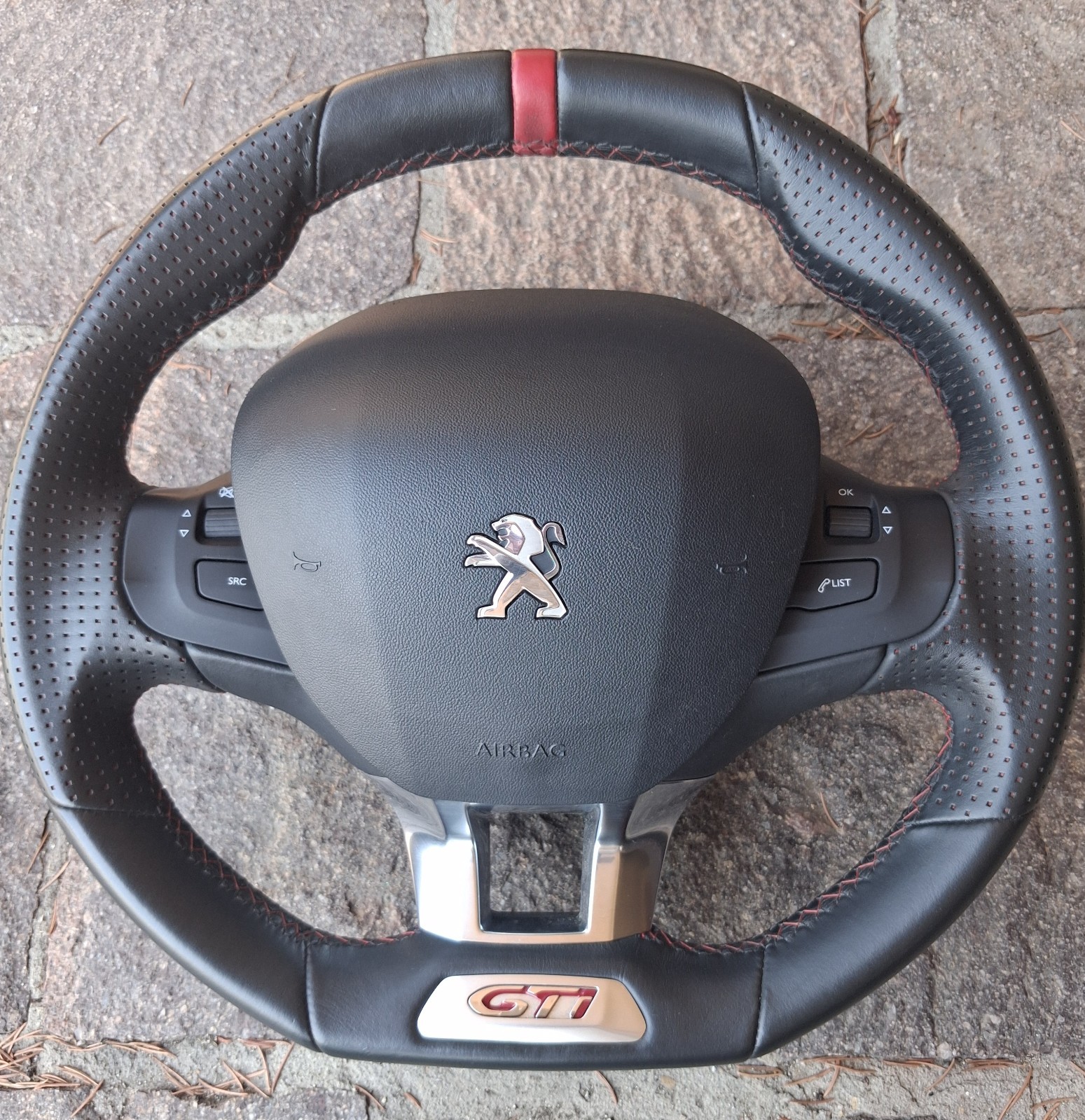 volante peugeot GTI 208 by peugeot sport con airbag funzionante