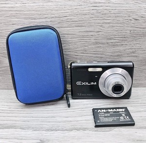 Casio Exilim EX-Z70 7.2MP Digital Camera Black (Tested & Working) + Case