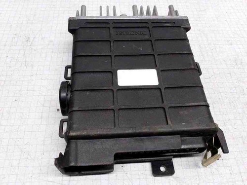 AUDI 100 Avant 43, C2 Motorsteuergerät ECU 0280800165 443906264 2.30 32622009
