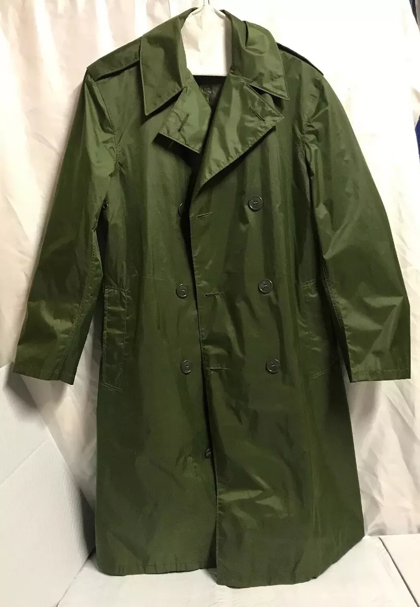 Green rubber best sale raincoat