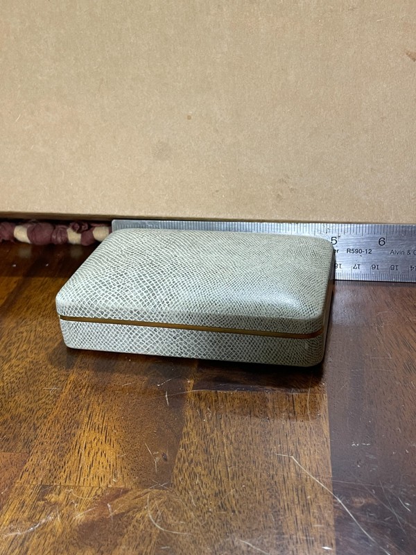Vintage Coats & Clark Hard Shell Travel Sewing Kit