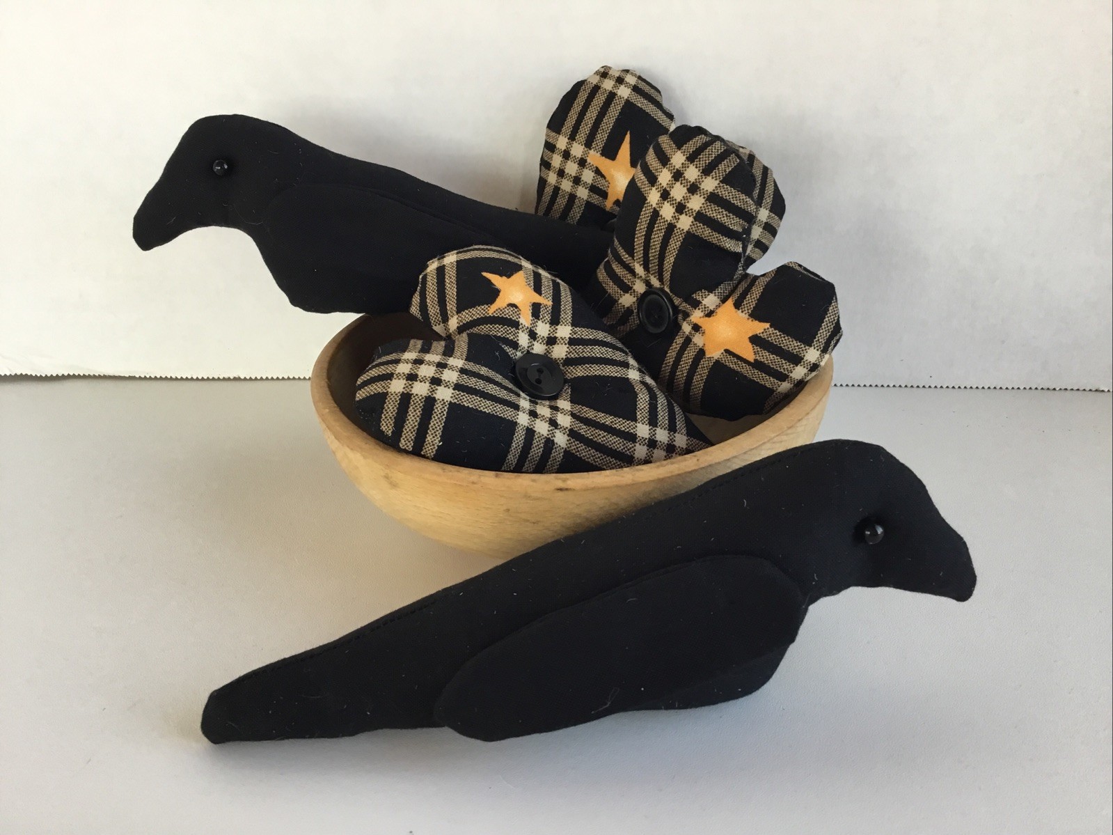 Lot of 5 Prim Country fabric crows an hearts Bowl Fillers Ornies Tucks Decor NEW