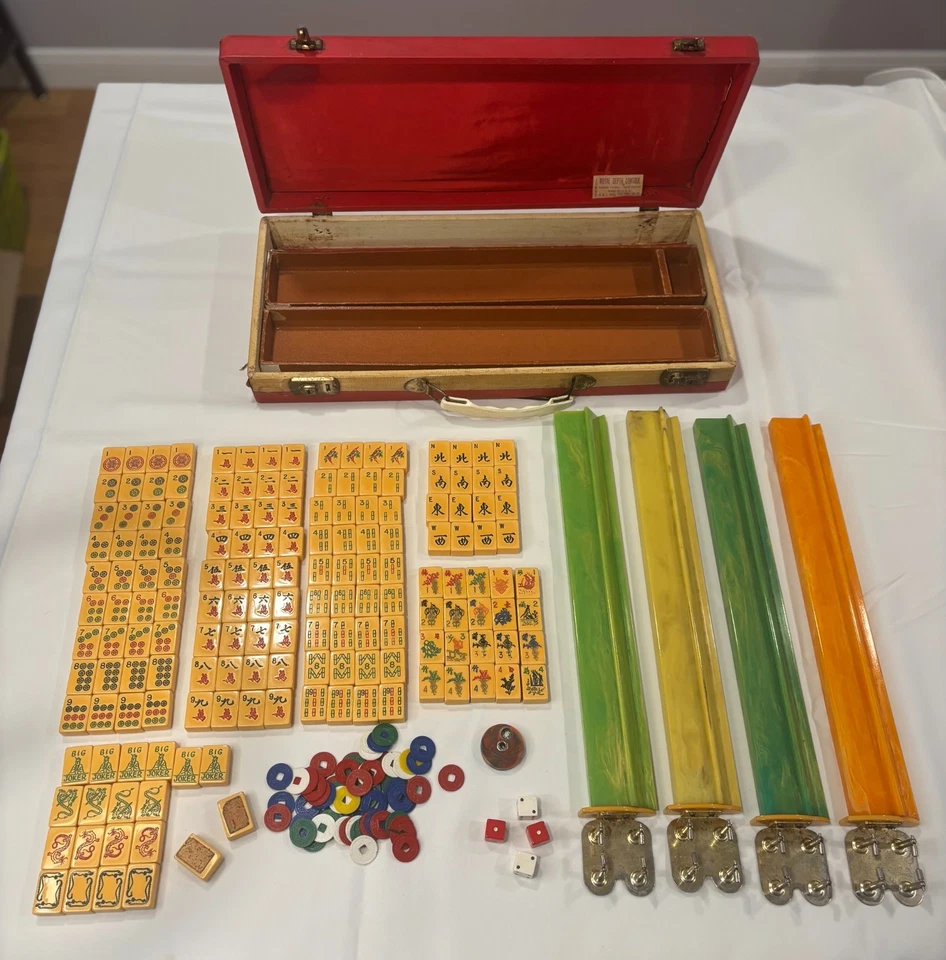 Vtg Royal Depth Control Mahjong Set 164 Bakelite Tiles Racks Dice Counter Chips - Image 2 of 4