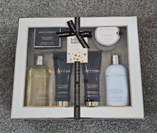 Baylis & Harding Sweet Mandarin & Grapefruit Ultimate Luxury Pamper Gift Set