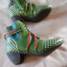 TMA Maia Polka Dot Eyelets Leather Women's Boots Size 40, 8.5 US.  E3