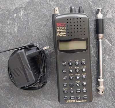 Funkscanner UBC220XLT