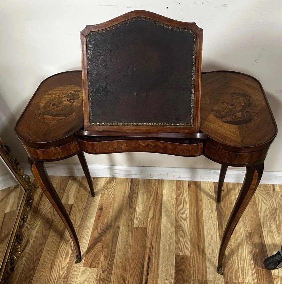 Escritorio antiguo francés del siglo XIX Luis XVI Luis XV de palo de rosa de madera satinada Foto 2 de 4