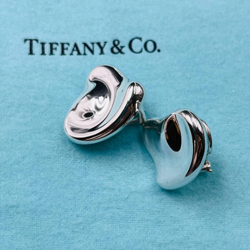 Tiffany and Co Elsa Peretti Volume Full Heart Sterling Silver Clip Earrings 1" - image 3 of 4