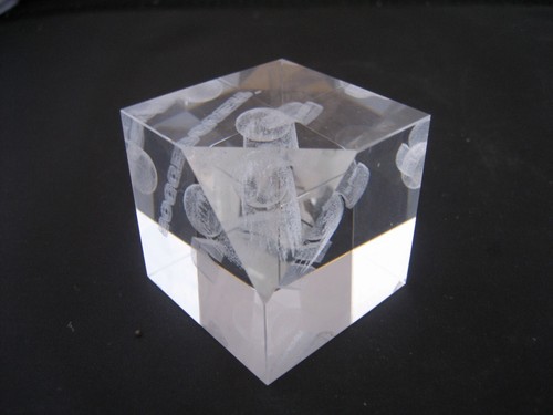 US SOCCER crystal souvenir paperweight - Bild 5 von 7